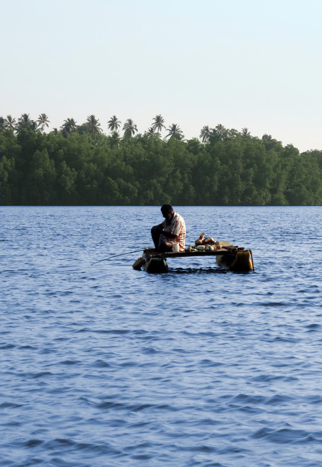 Einsamer Fischer - Freebie Foto von optmedia.de
